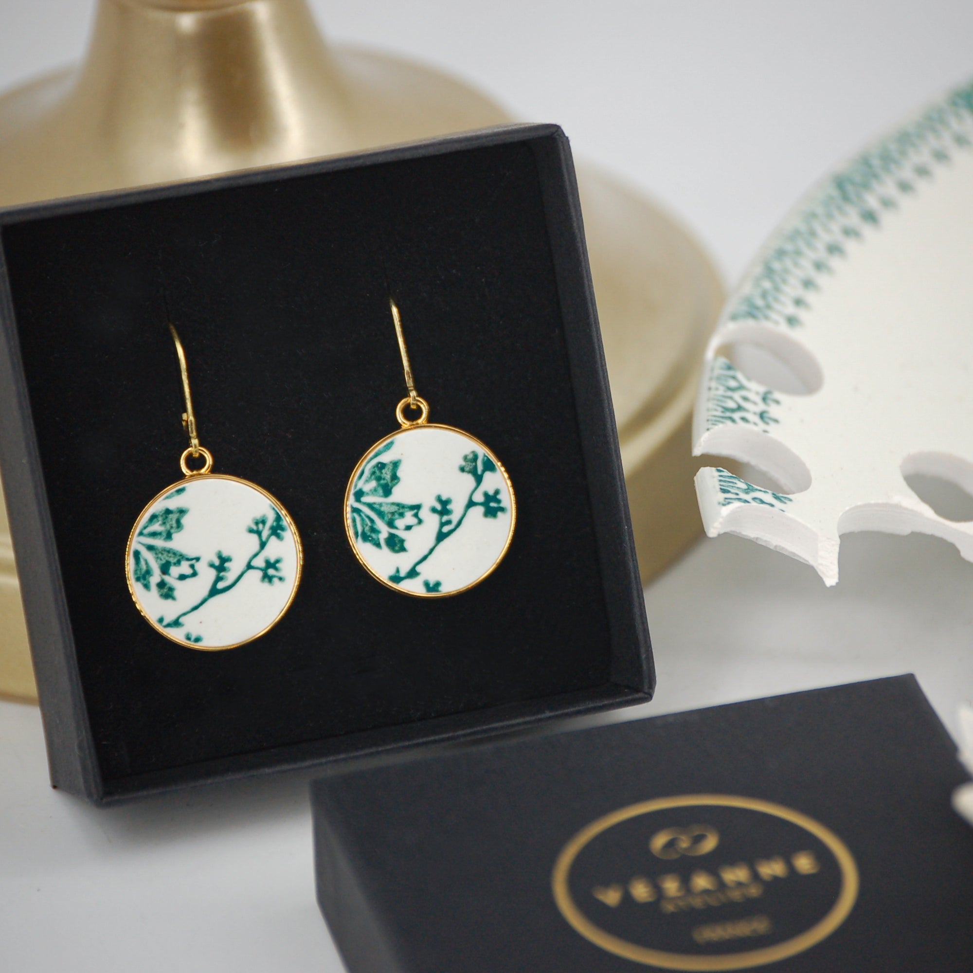 Boucles d'oreilles "Légèreté d'une branche", finition or