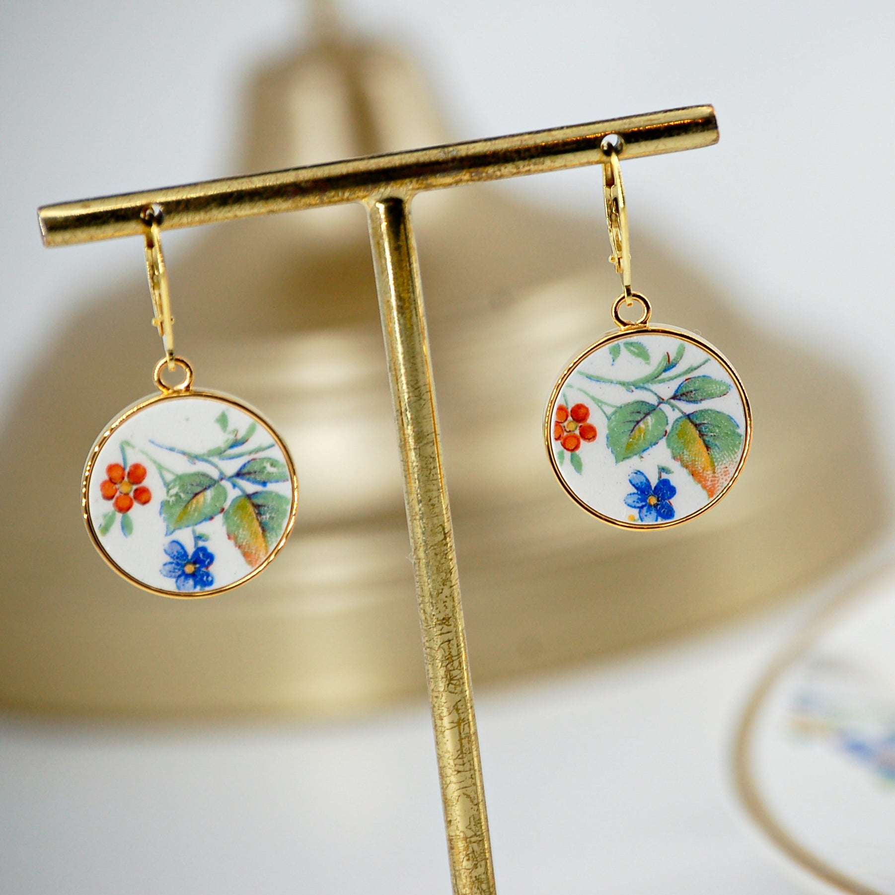 Boucles d'oreilles "Bouquet de printemps", finition or