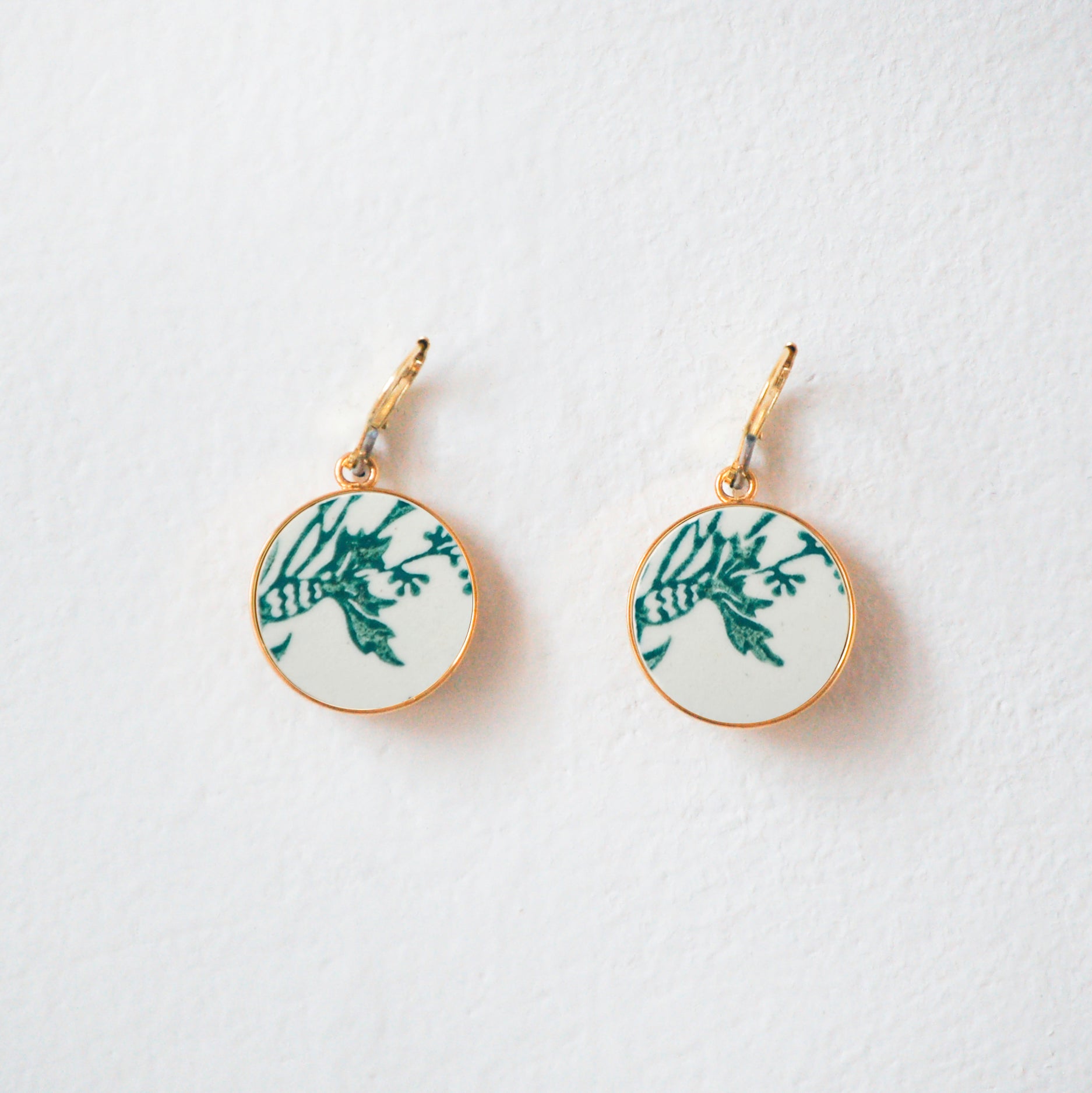 Boucles d'oreilles "Fleurs de bleuets", finition or