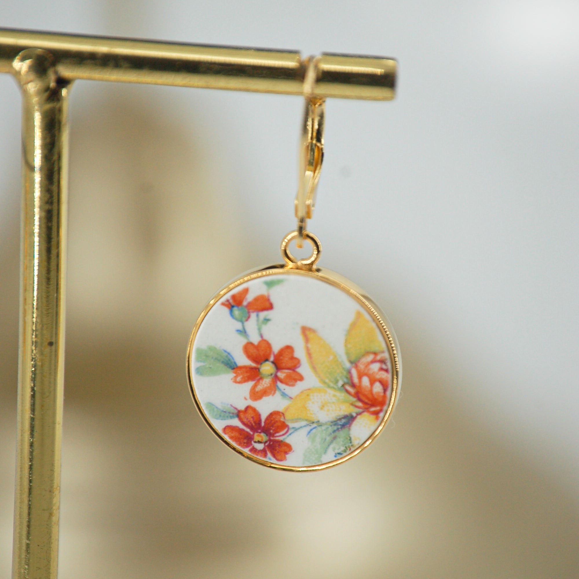 Boucles d'oreilles "Petites fleurs oranges", finition or