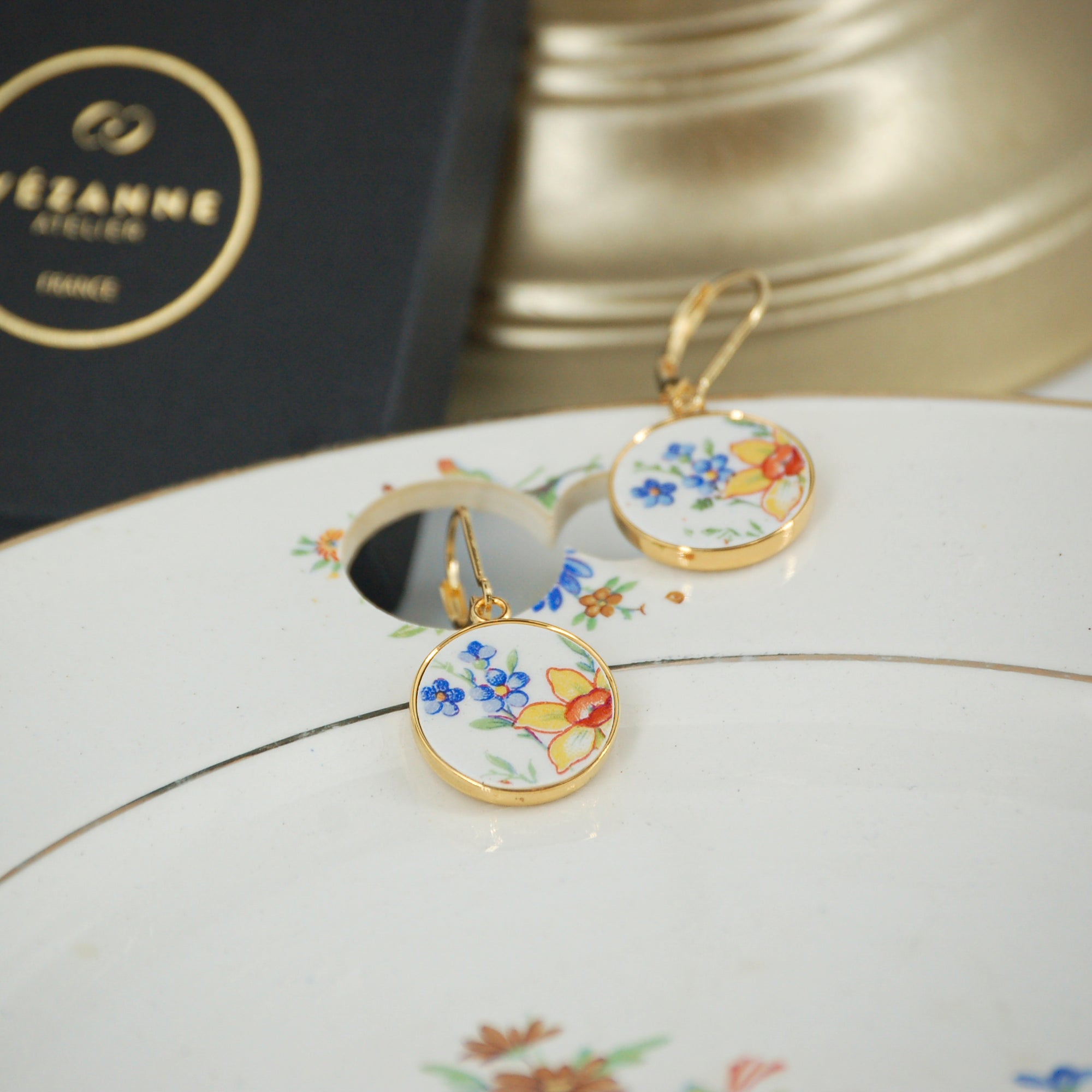 Boucles d'oreilles "Petit bouquet de fleurs", finition or