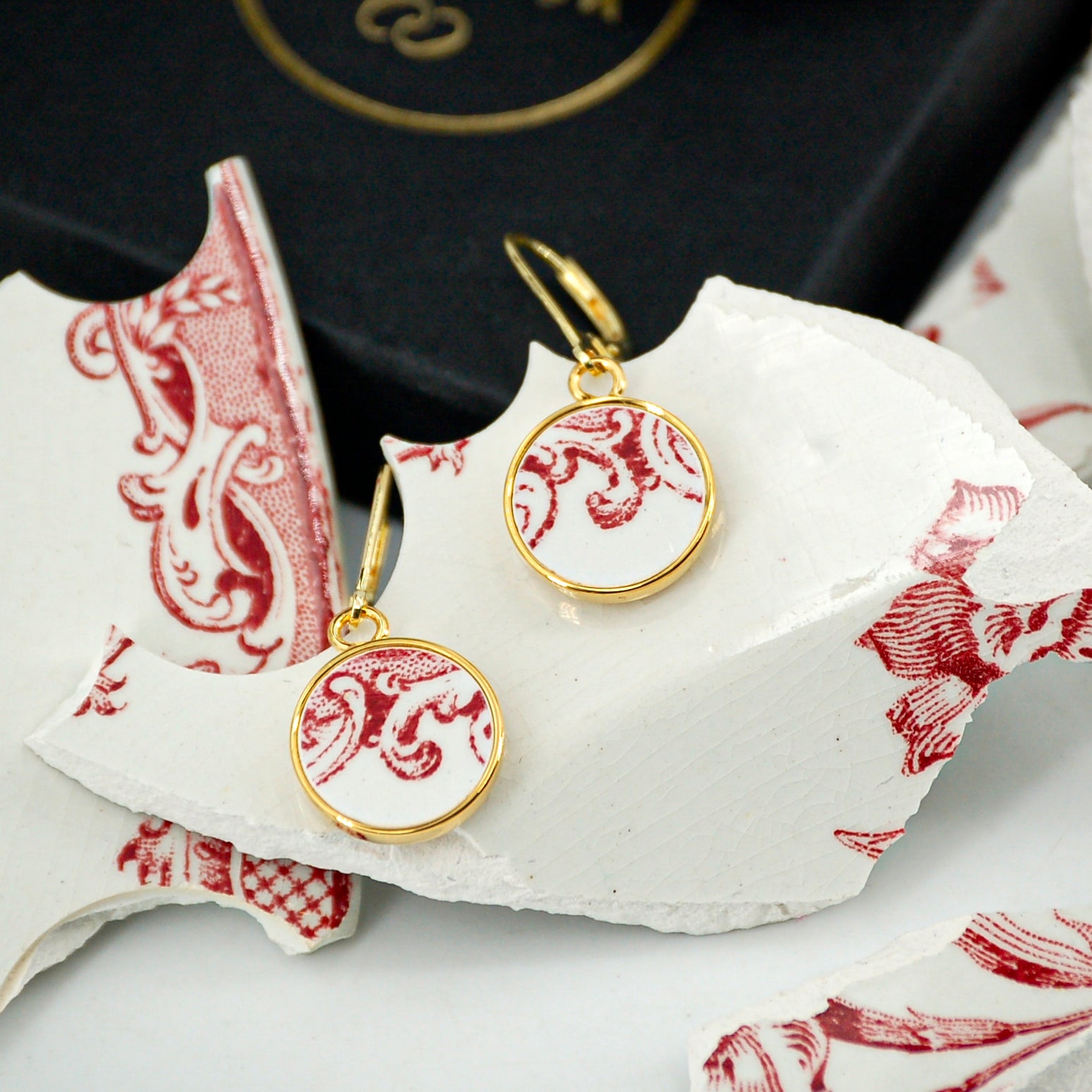 Boucles d'oreilles "Ornement en vieux rose", finition or