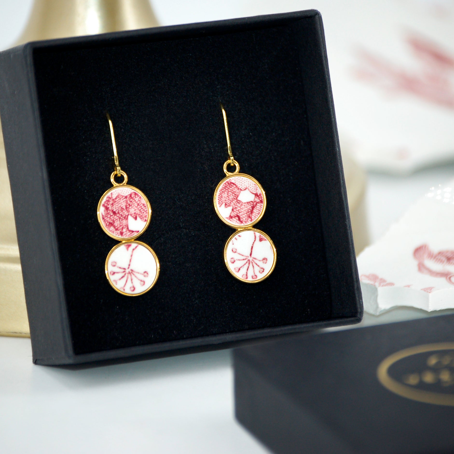 Boucles d'oreilles "Composition en rose poudré", finition or
