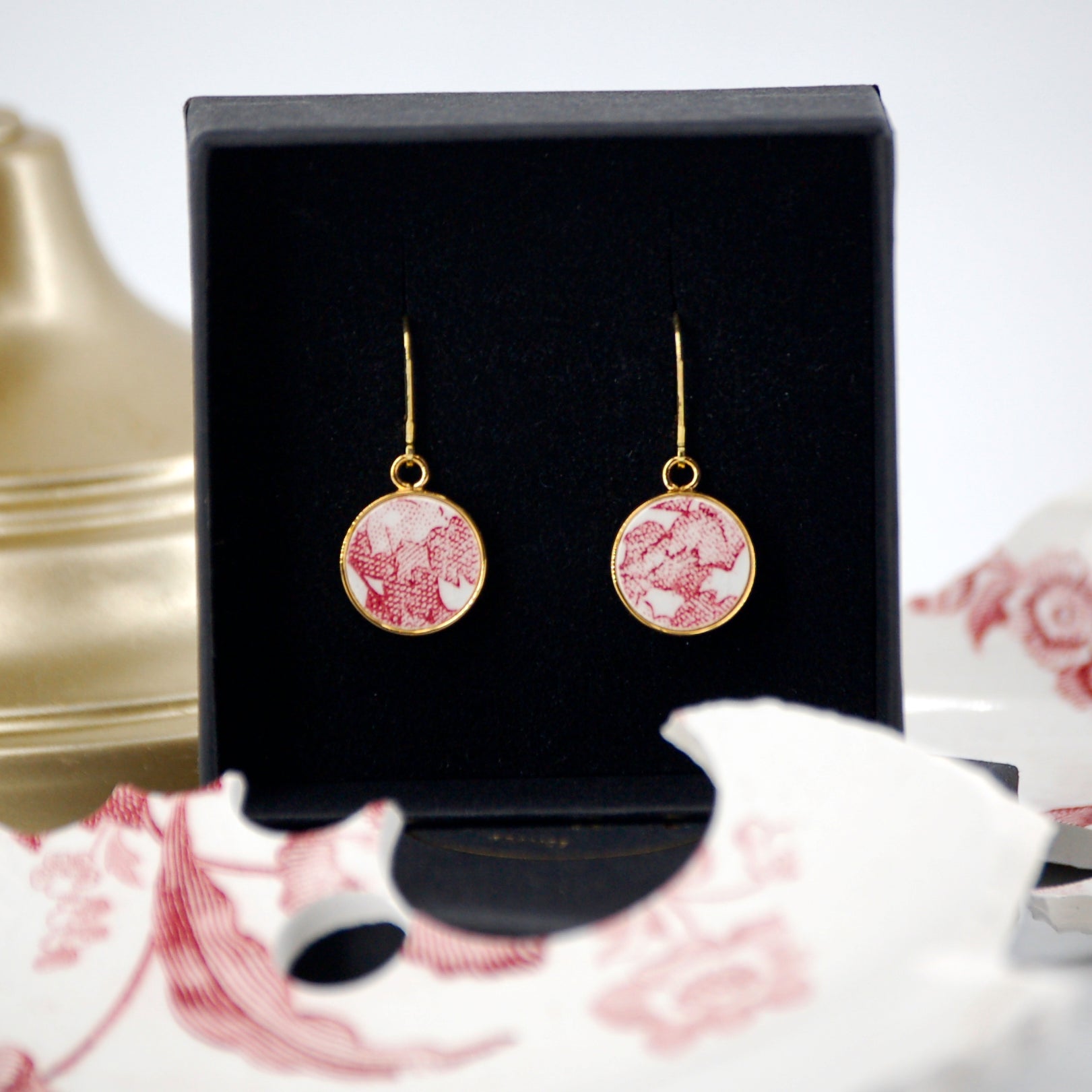 Boucles d'oreilles "Petites feuilles roses", finition or