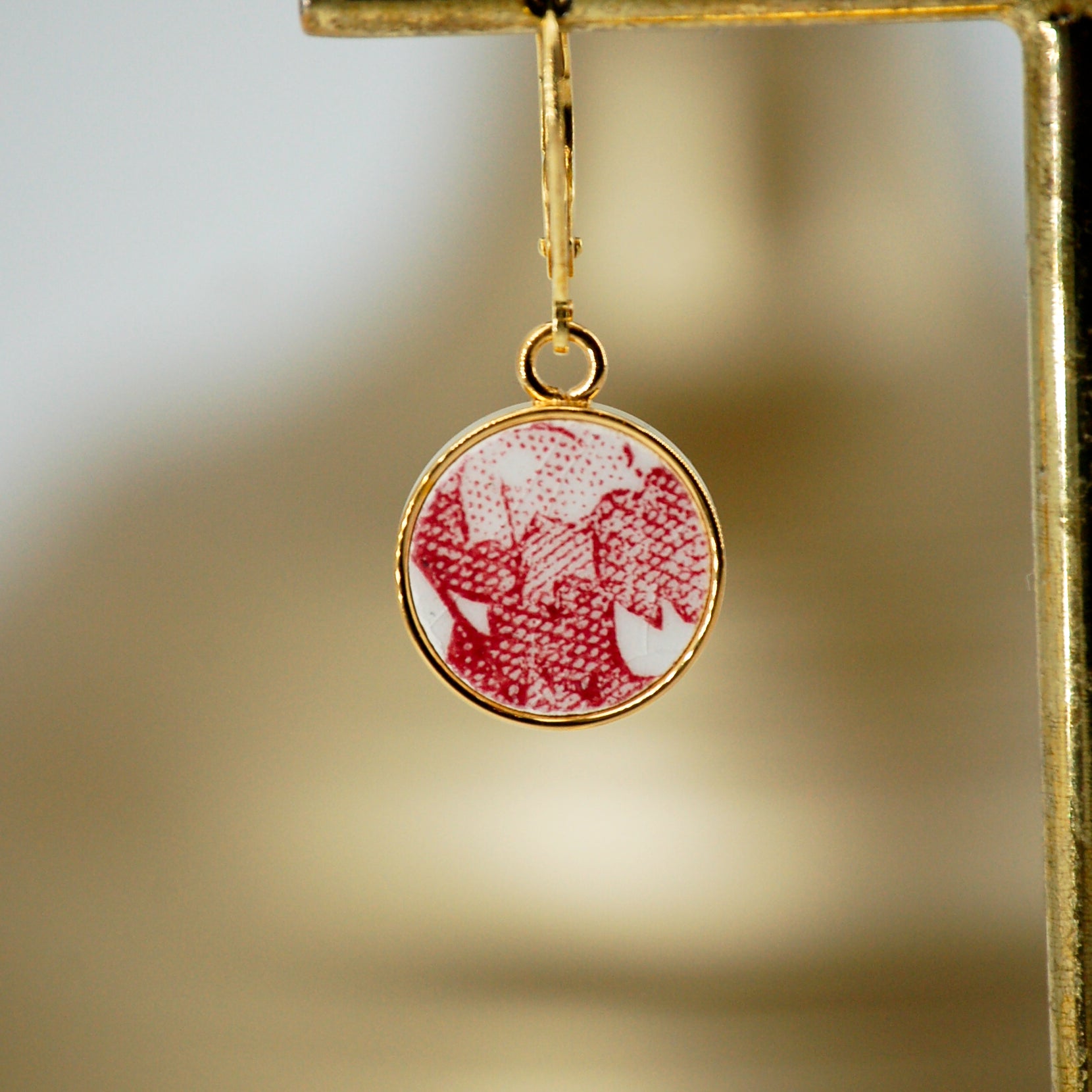 Boucles d'oreilles "Petites feuilles roses", finition or