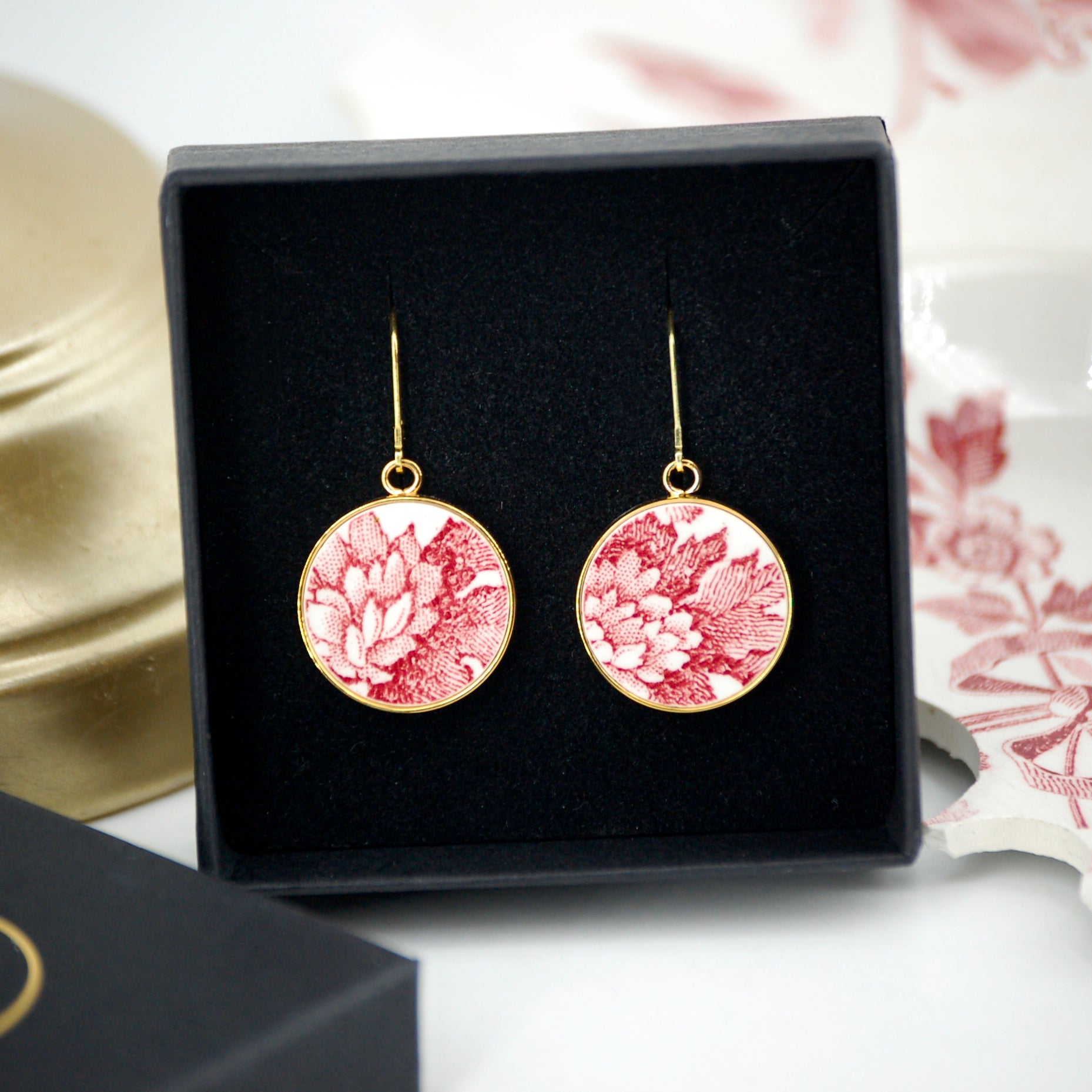 Boucles d'oreilles "Pétales de fleurs", finition or