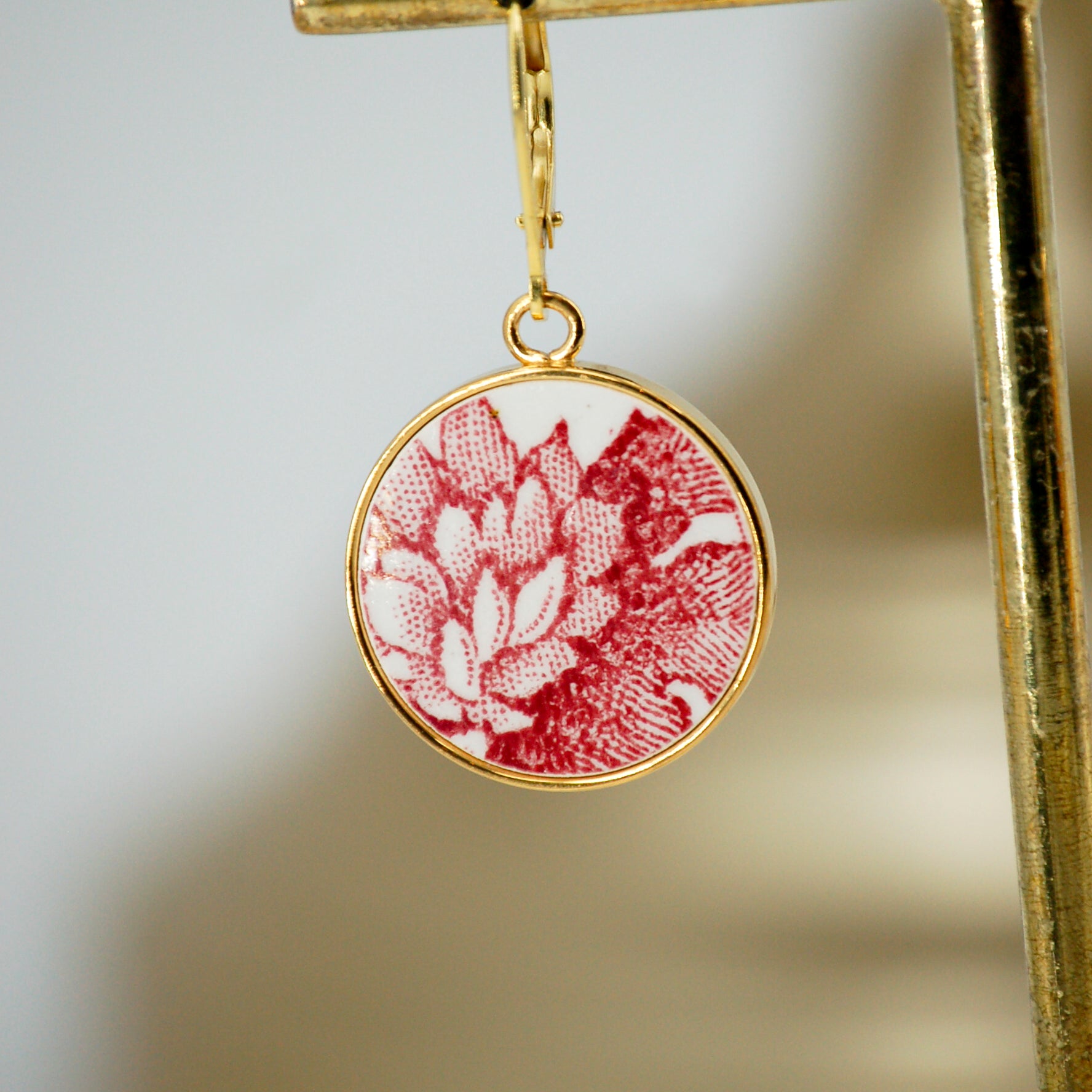 Boucles d'oreilles "Pétales de fleurs", finition or