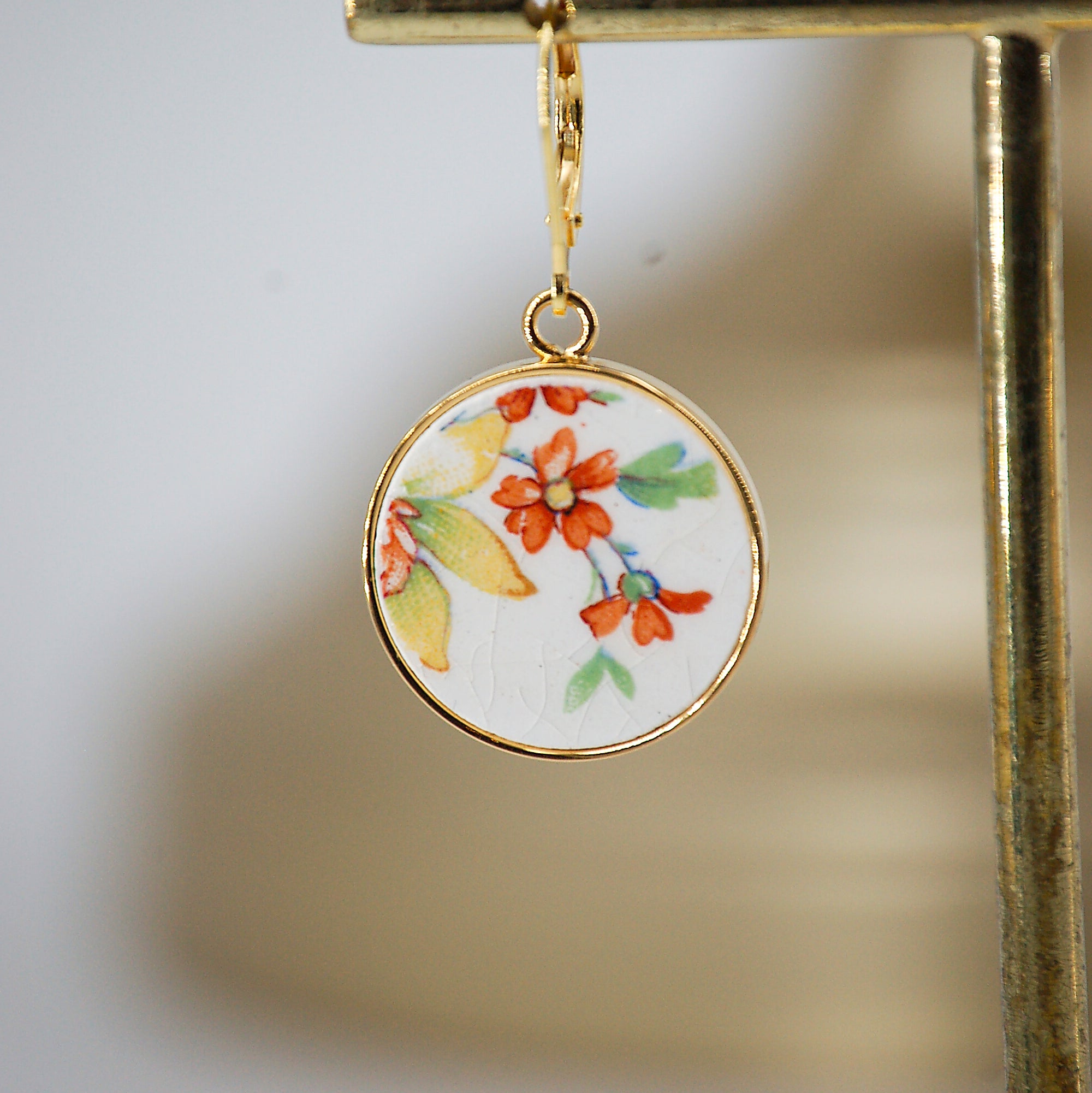 Boucles d'oreilles "Petites fleurs oranges", finition or