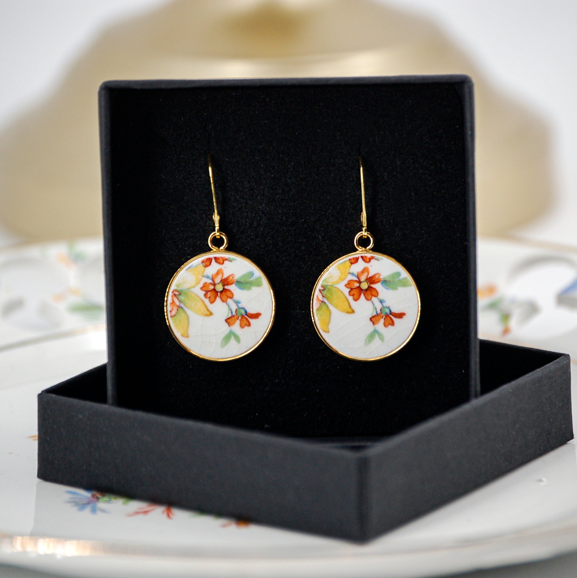 Boucles d'oreilles "Petites fleurs oranges", finition or