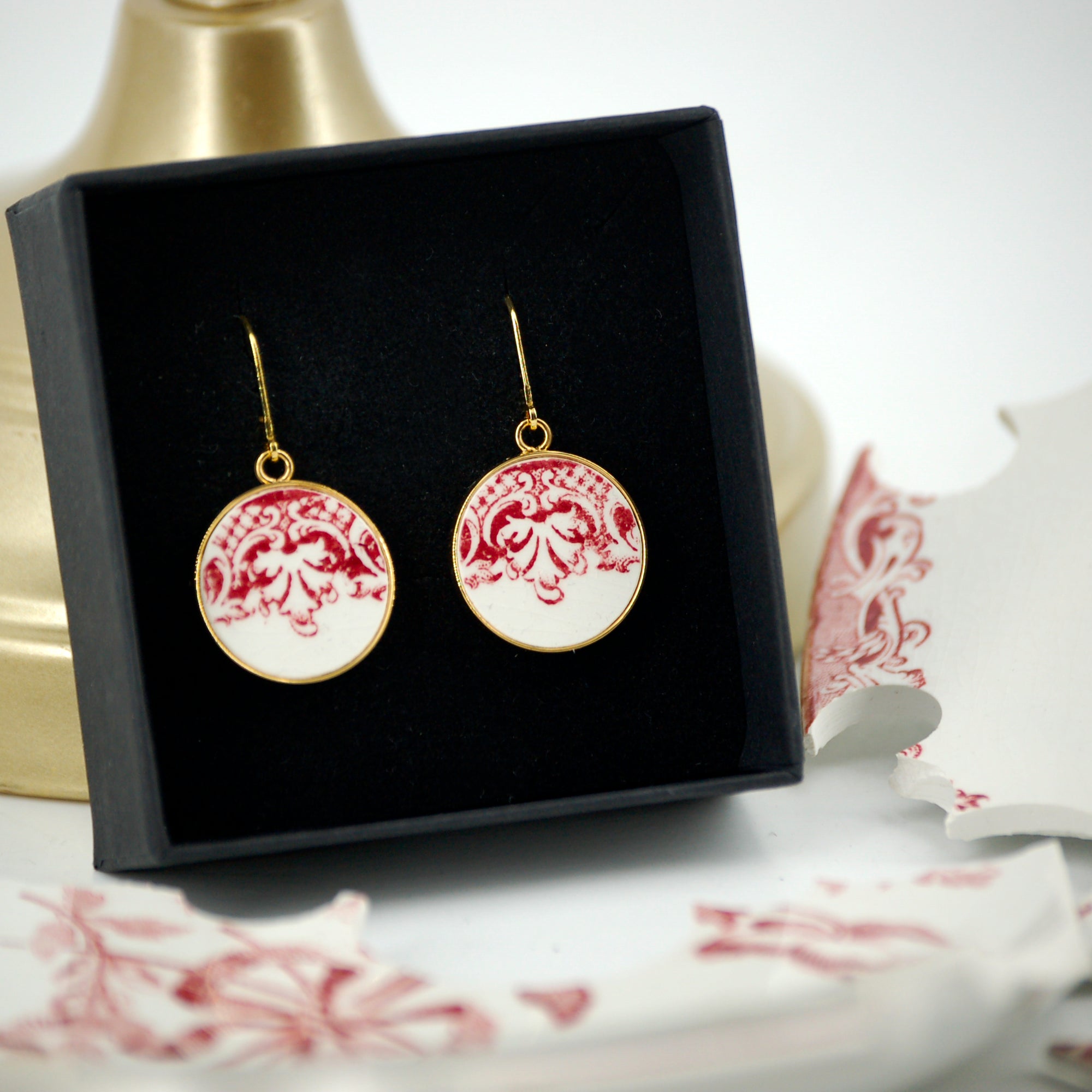 Boucles d'oreilles "Les feuilles d'acanthe en vieux rose", finition or