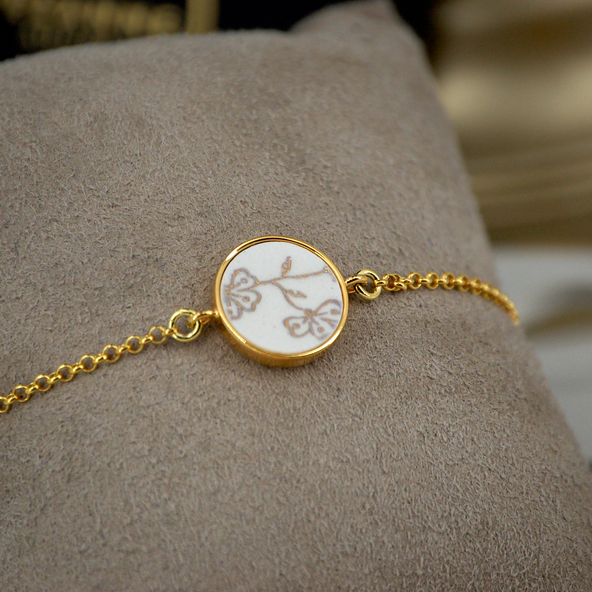 Bracelet ajustable "Délicates fleurs dorées", finition or