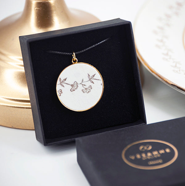 Pendentif "Les petites fleurs et feuilles", finition or