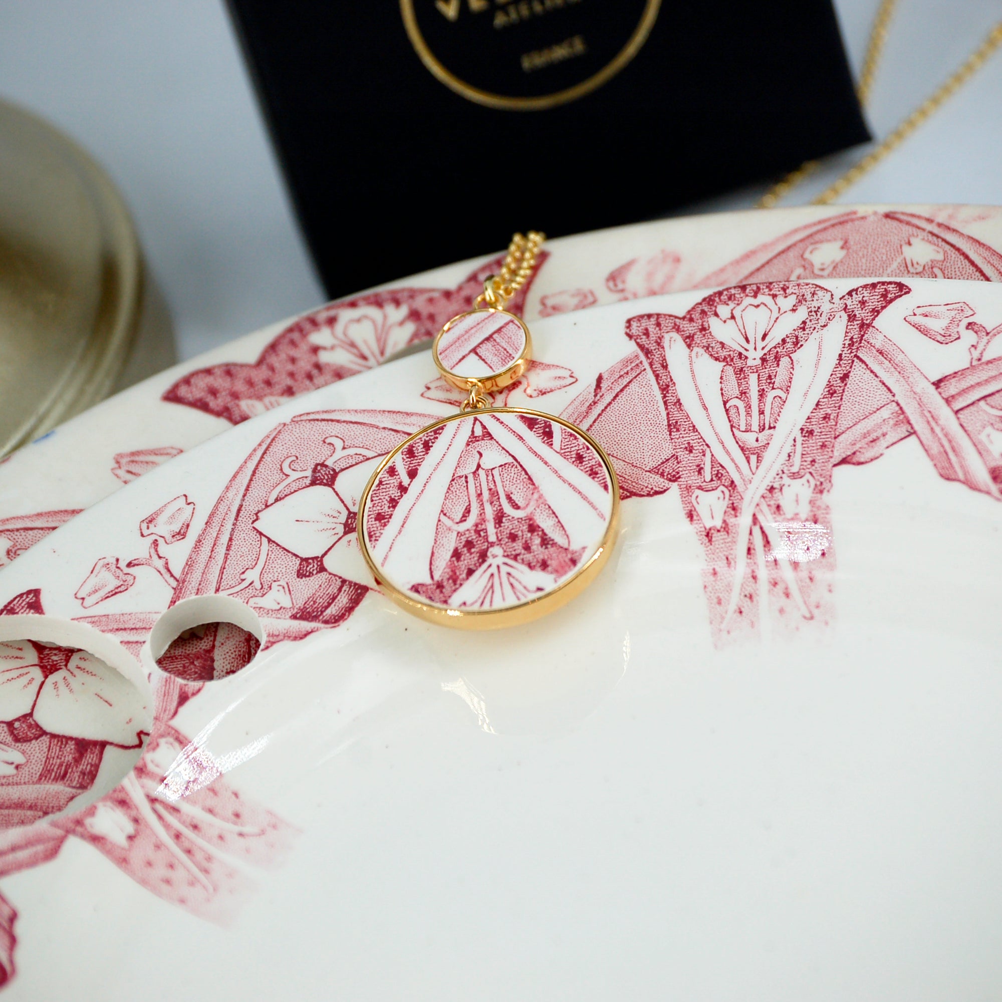 Pendentif "Sarah" rose poudré, finition or