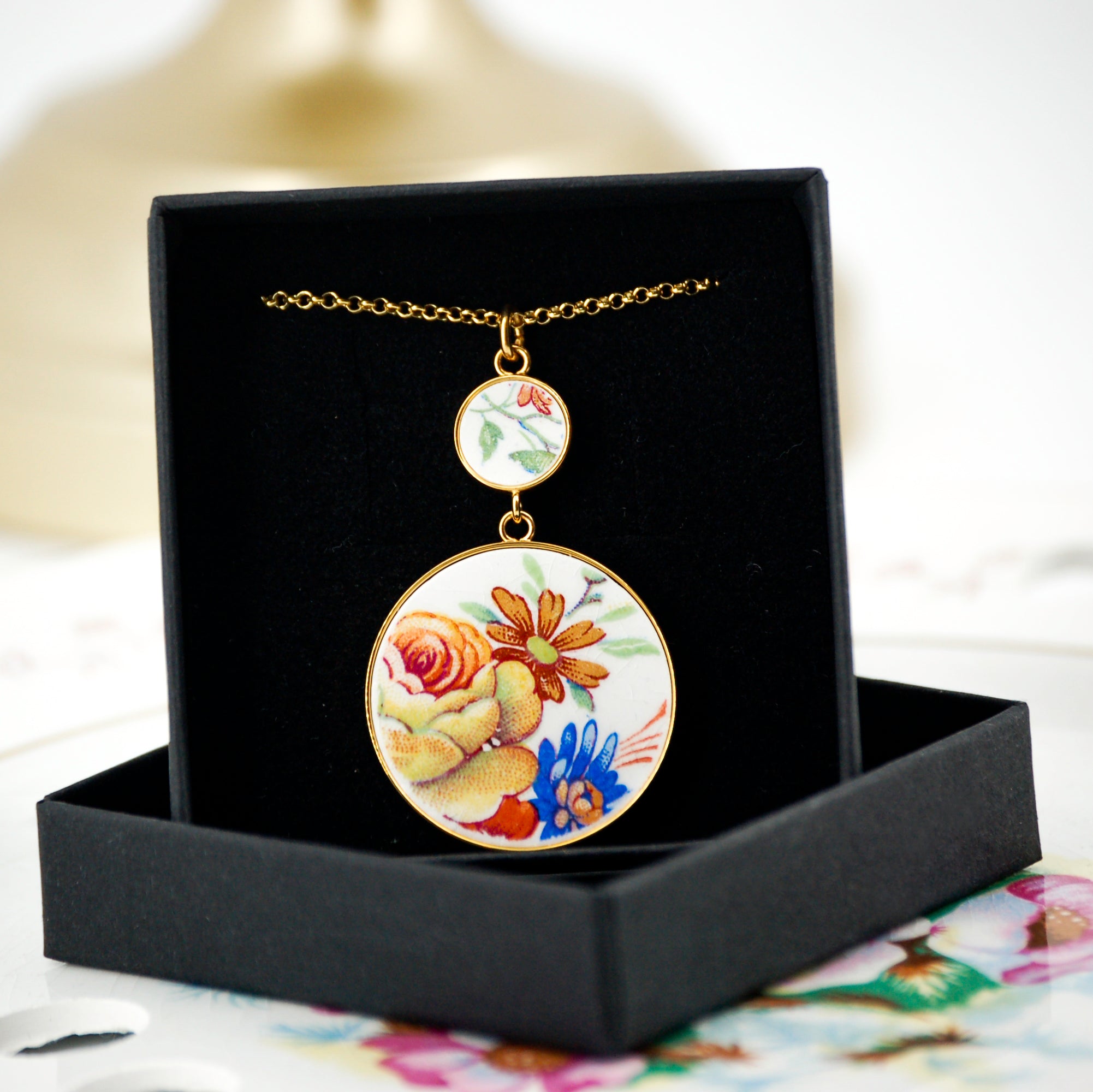 Pendentif "Bouquet de fleurs champêtre", finition or