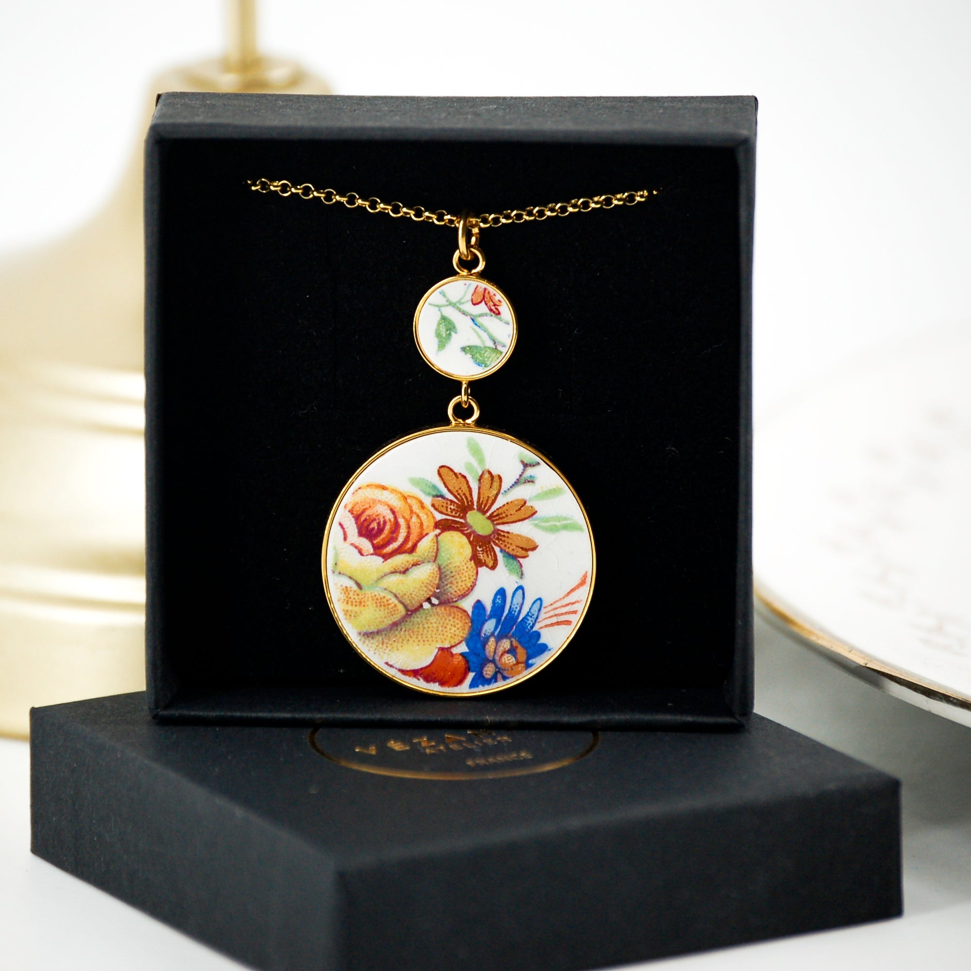 Pendentif "Bouquet de fleurs champêtre", finition or