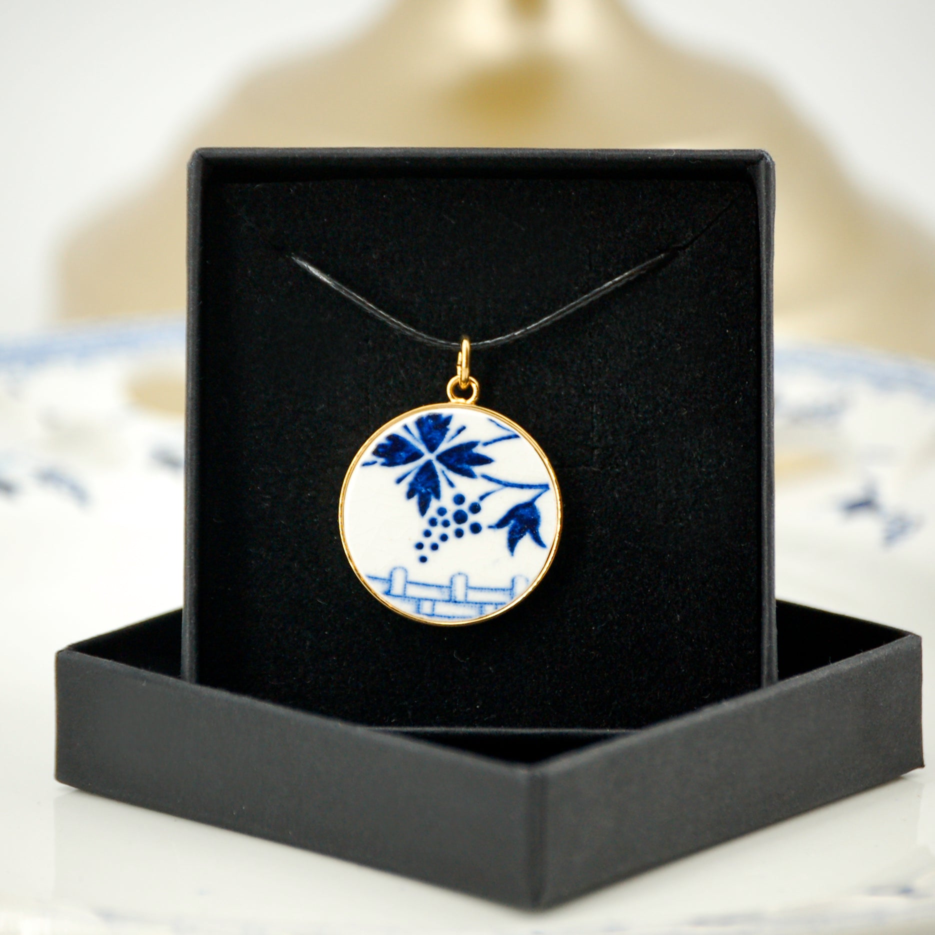 Pendentif "Dans le Jardin", finition or