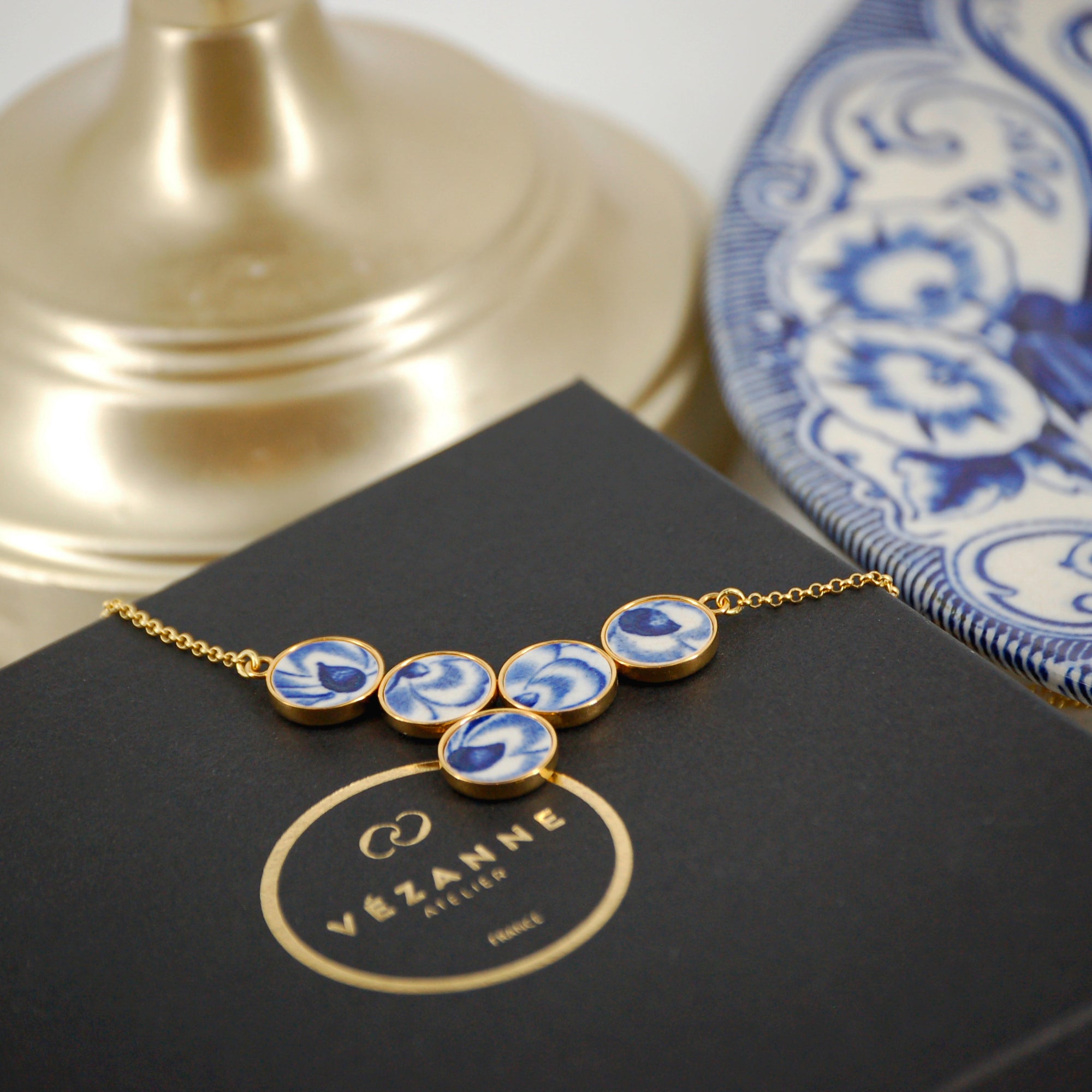 Collier "Dorine", finition or