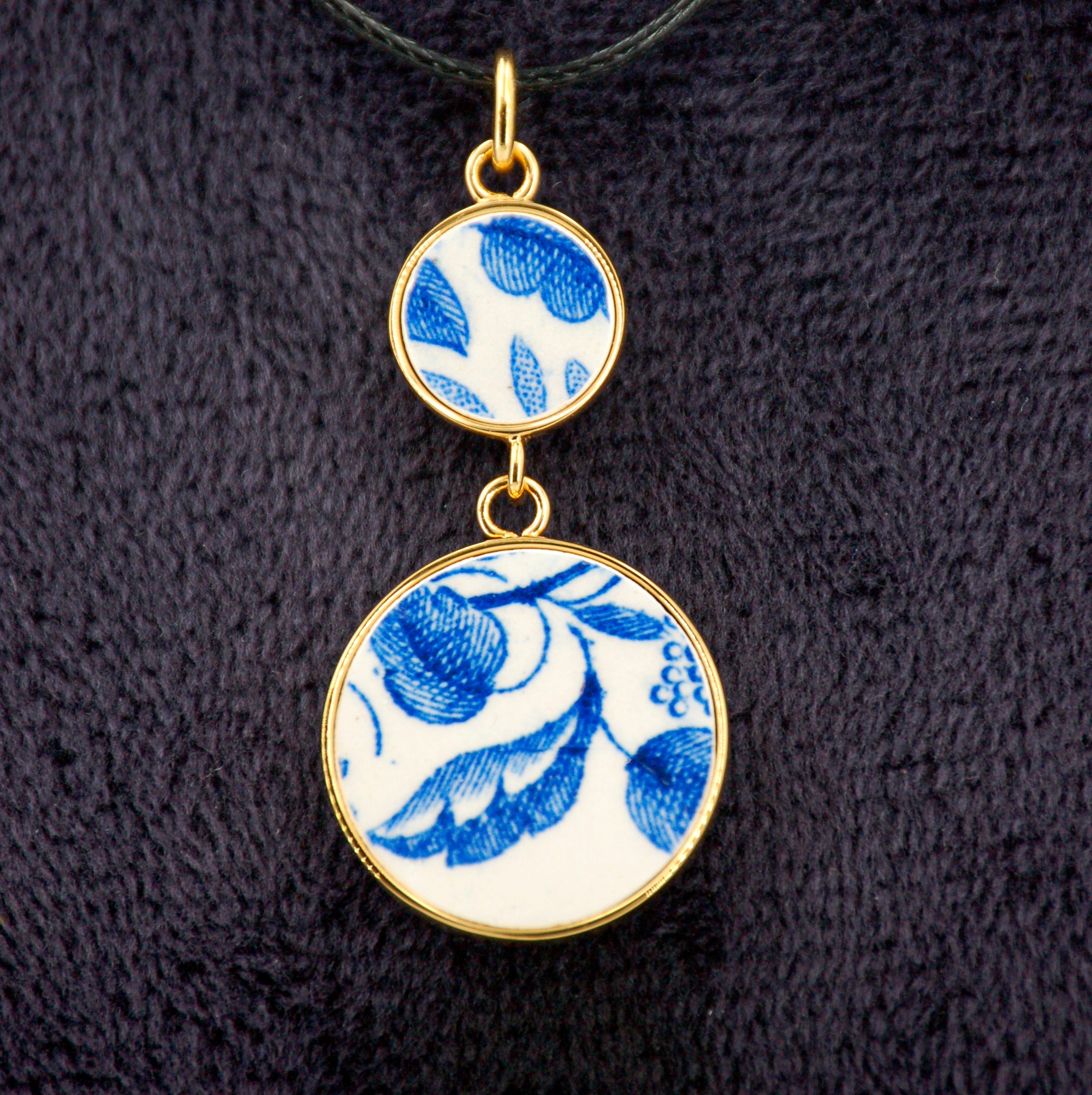 Pendentif " Les feuilles au vent", finition or