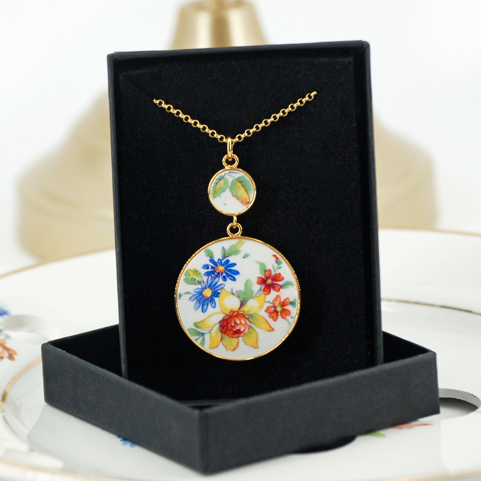 Pendentif "Charmant bouquet de fleurs"