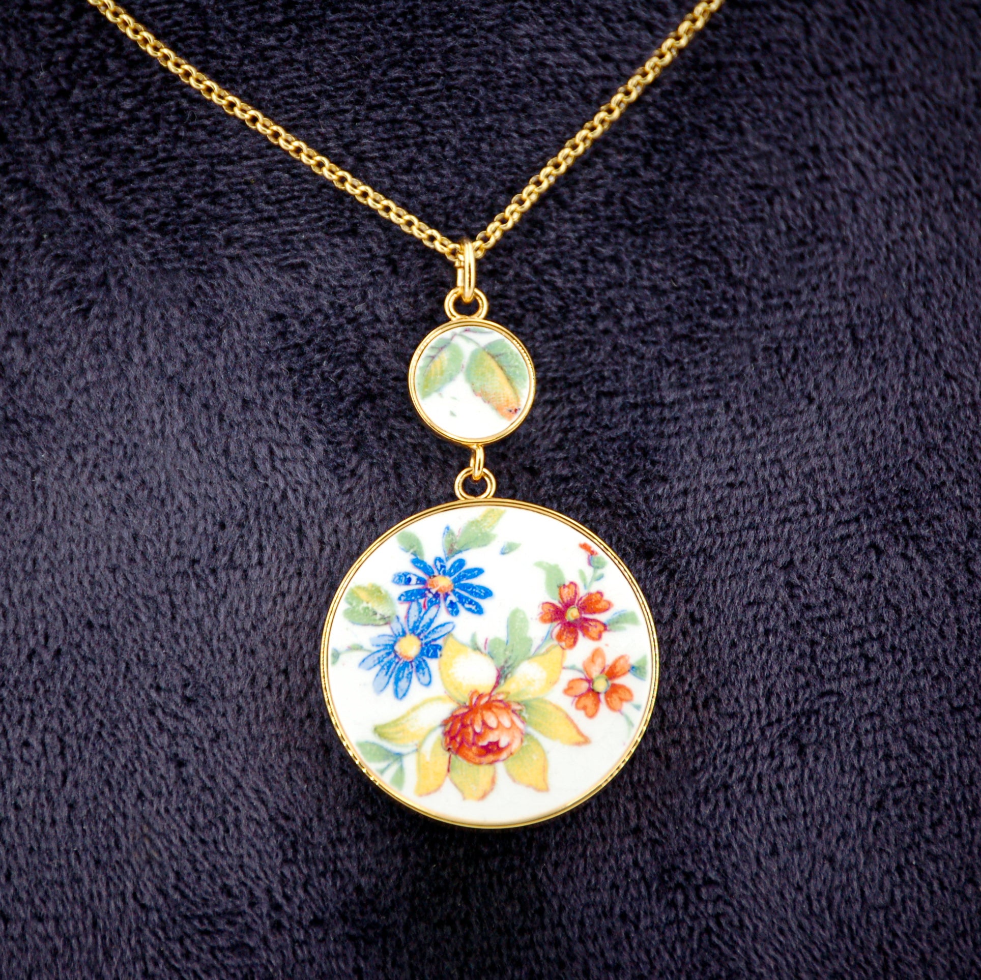 Pendentif "Charmant bouquet de fleurs"