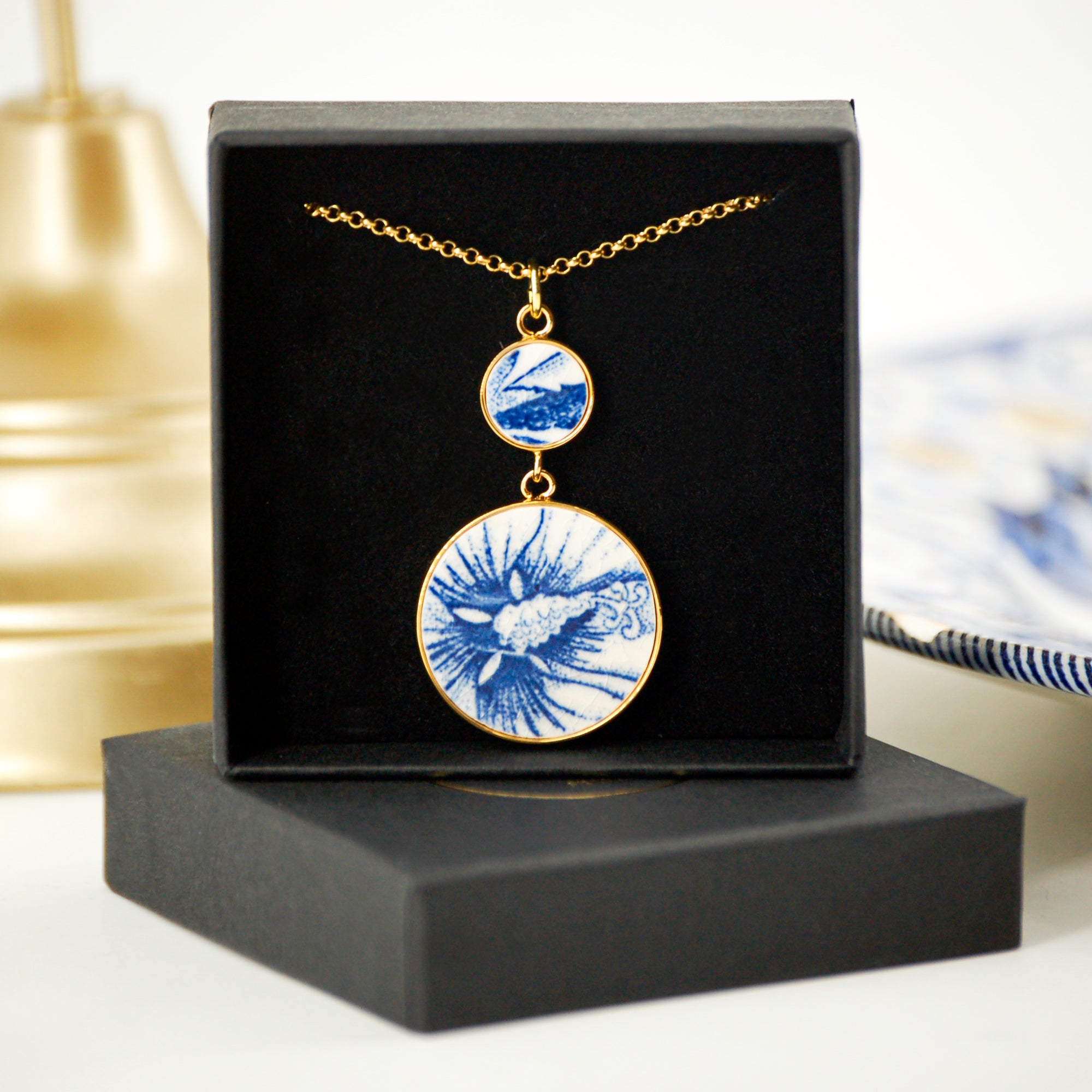 Pendentif "Pistil d'hibiscus", finition or
