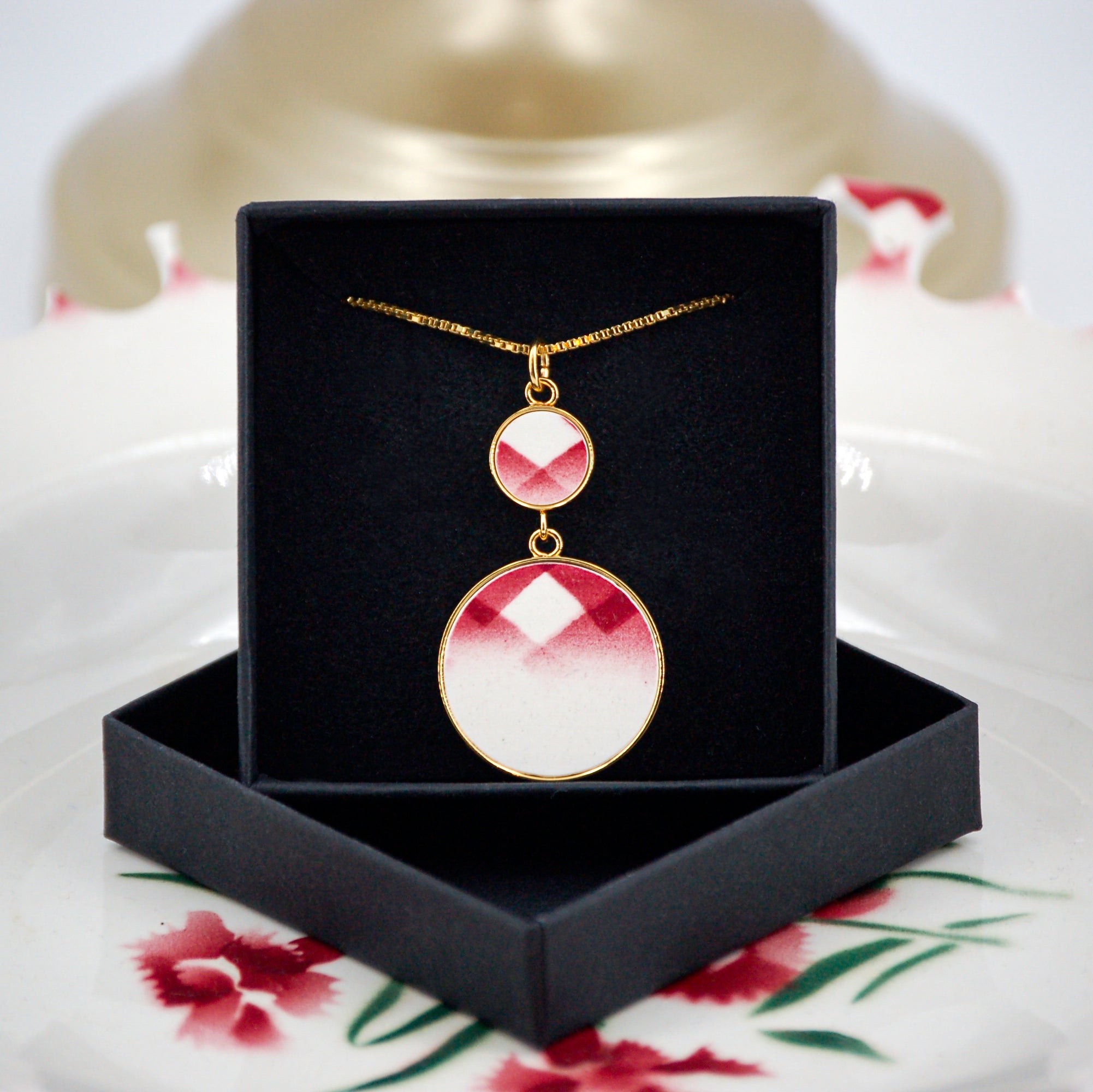 Pendentif "Motifs géométriques", finition or