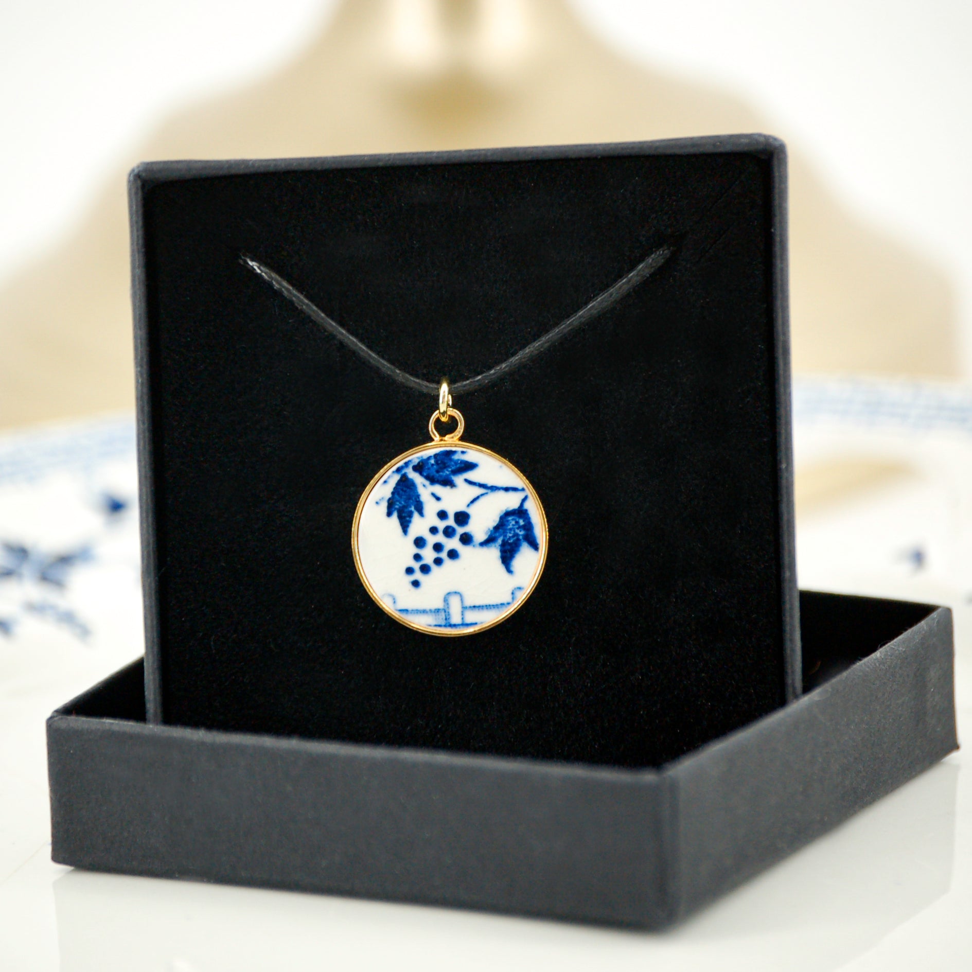 Pendentif "Dans le Jardin", finition or