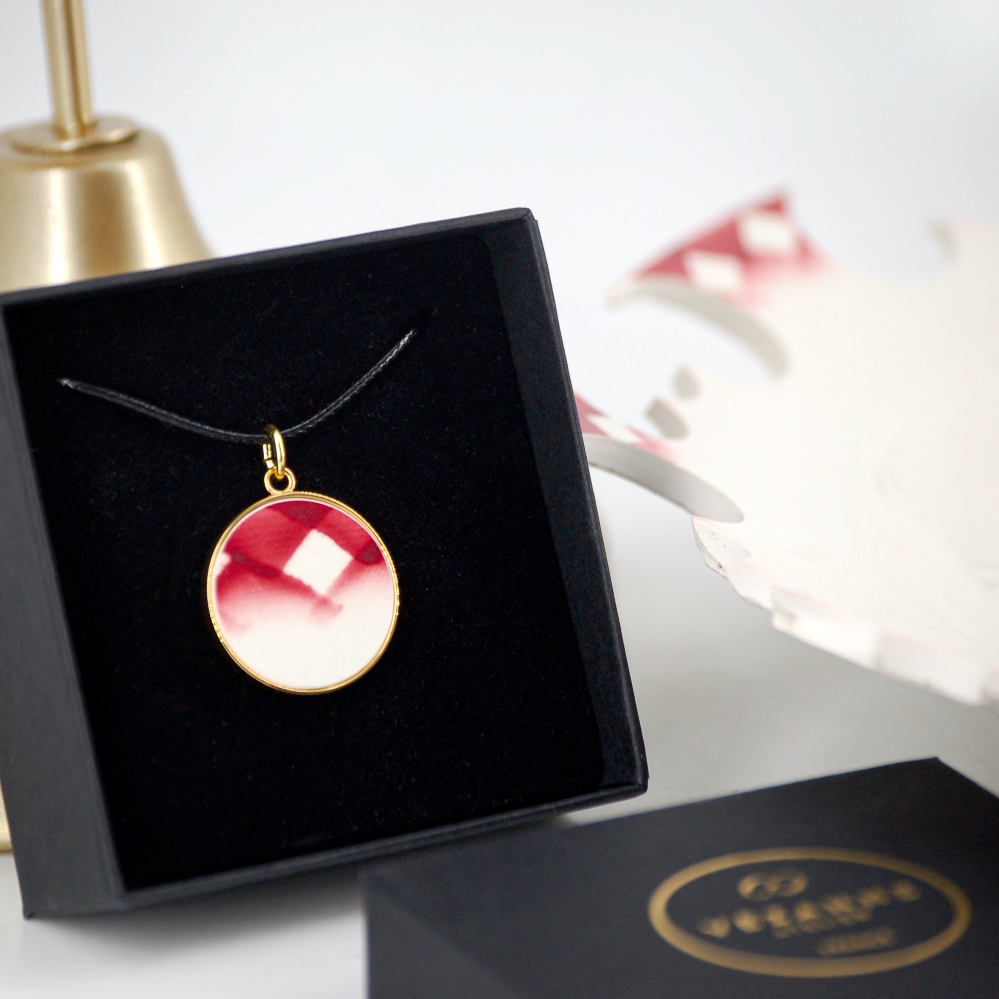 Pendentif "Motifs de losanges", finition or