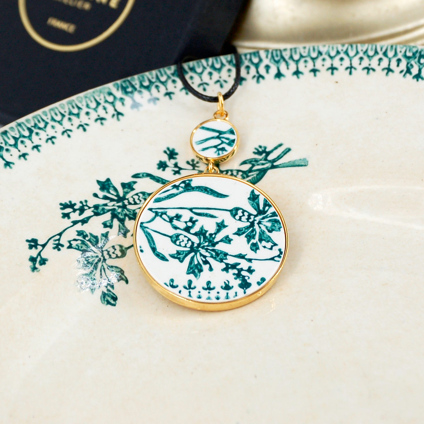 Pendentif "Les Bleuets", finition or