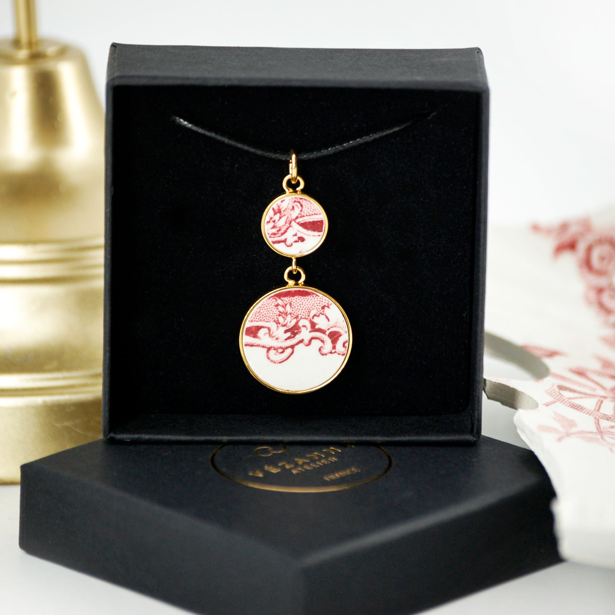 Pendentif "Volutes en vieux rose", finition or