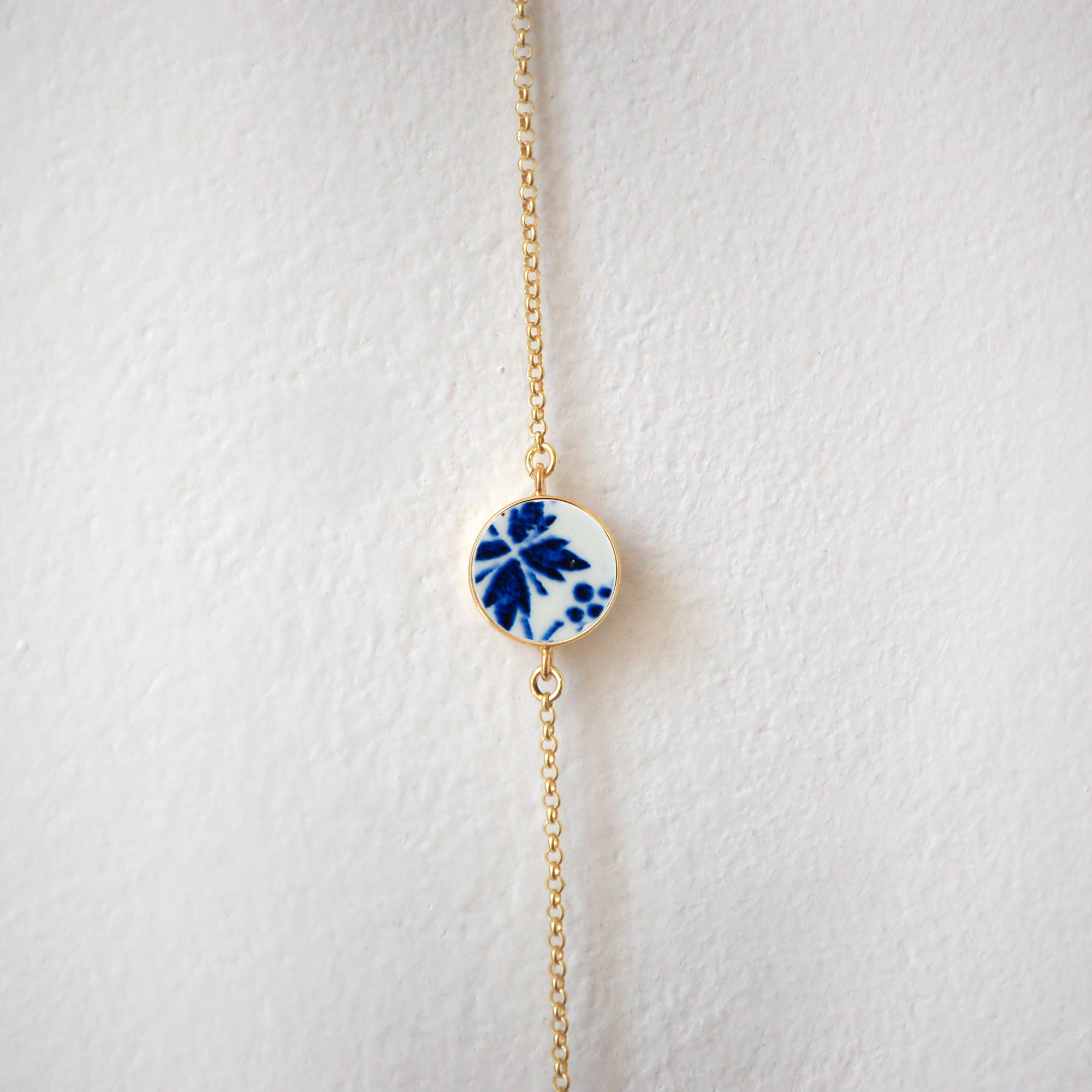 Bracelet ajustable "Fleur bleue"