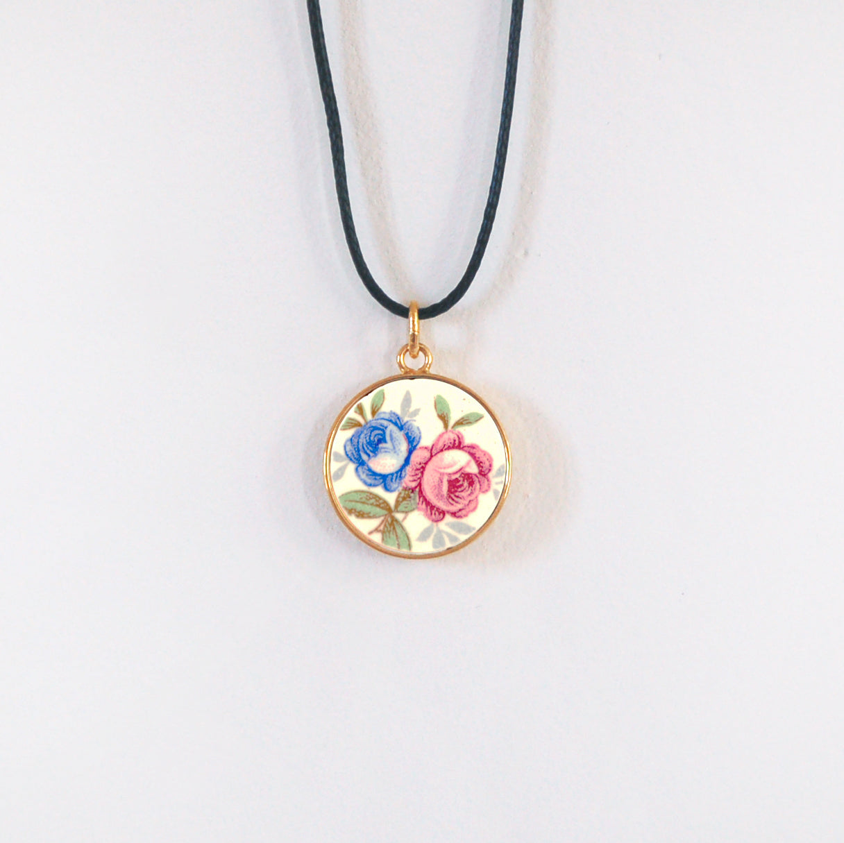 Pendentif "Bouquet de fleurs bleu et rose"